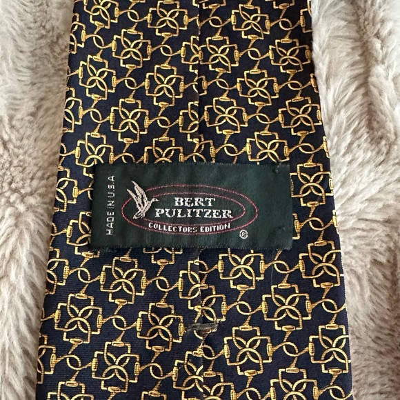 Bert Pulitzer 100% Silk Tie Navy Gold Geometric Made in USA - Picture 4 of 6